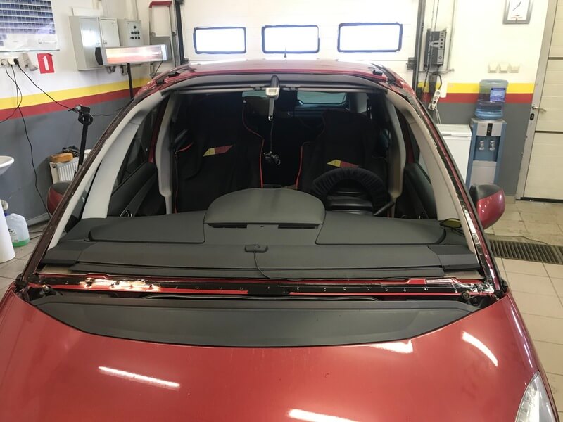 Замена стекла на ford tourneo-custom в Carglass